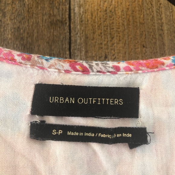 Urban Outfitters | Elise Floral Smocked Dress - Picture 5 of 8